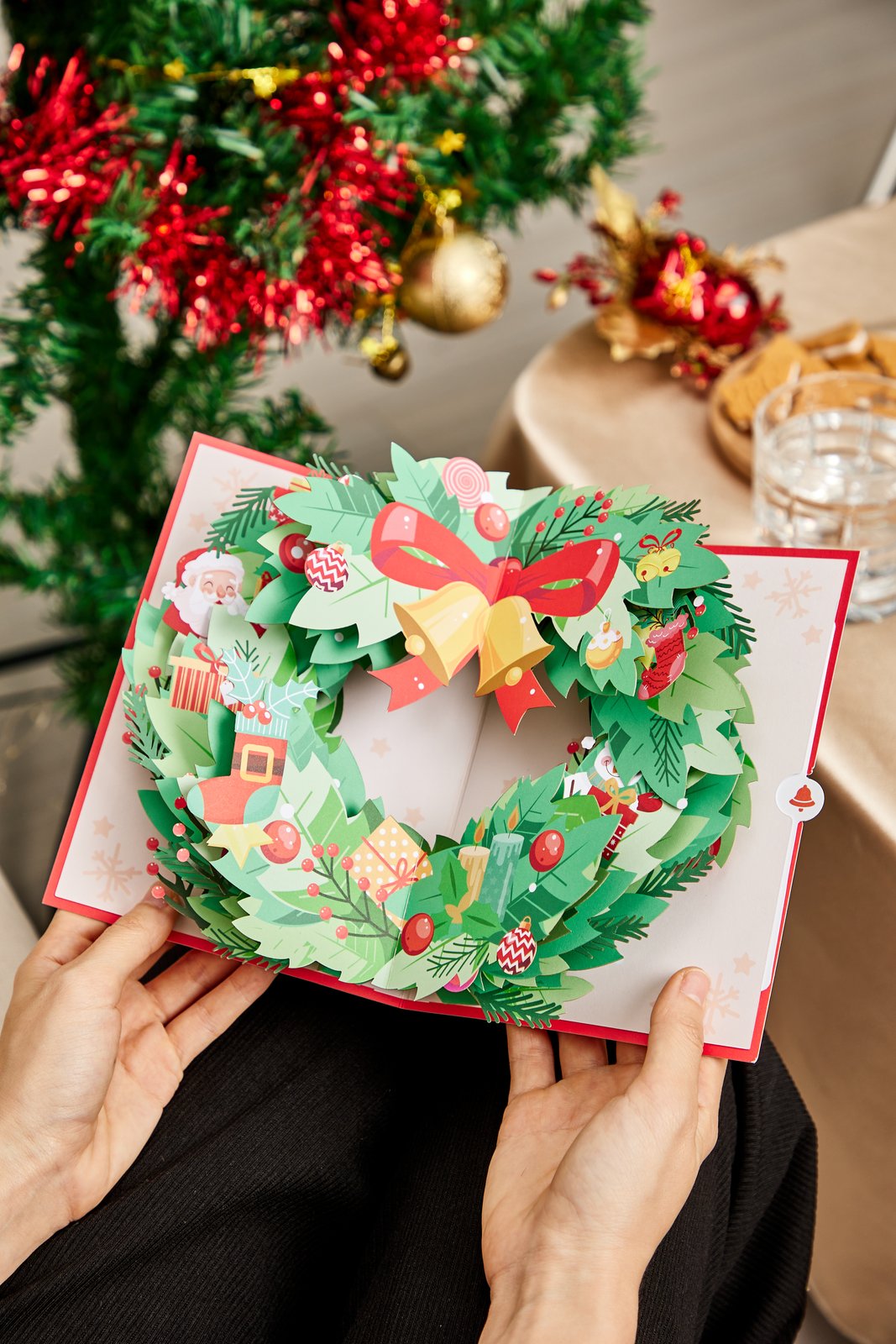 Christmas Floral Wreath Pop Up Card