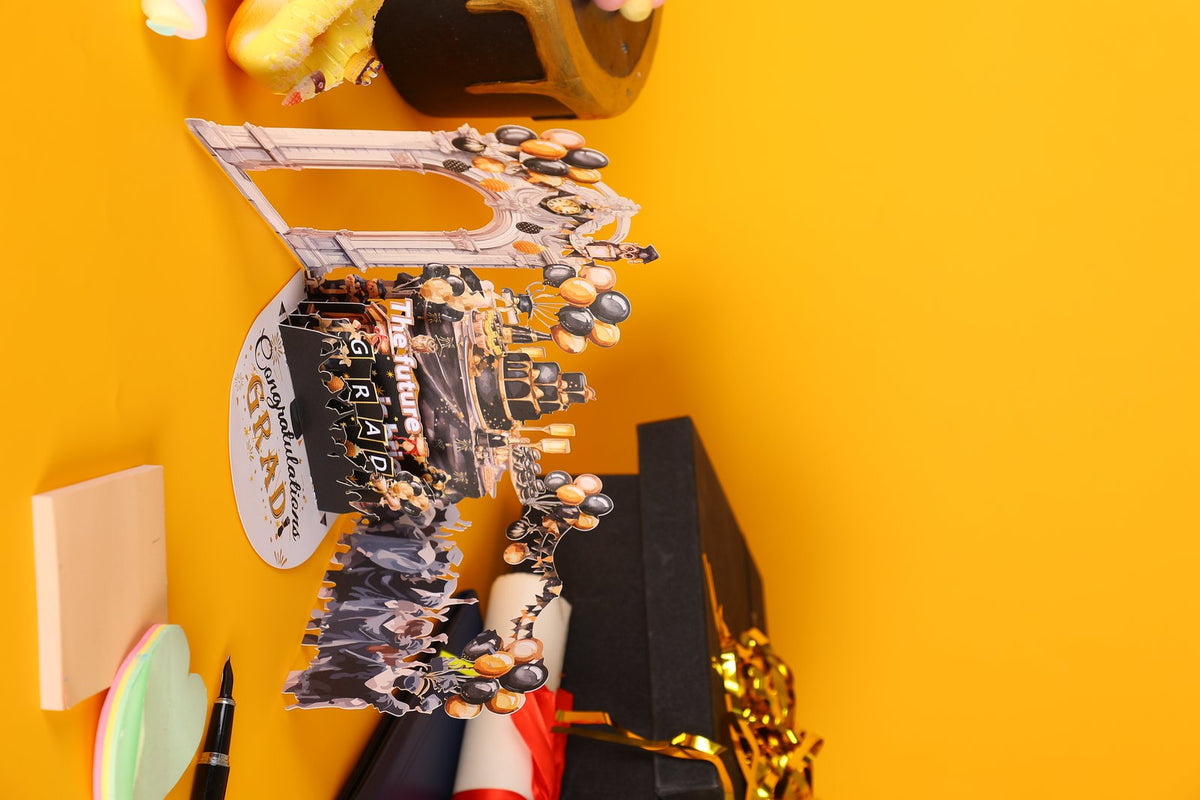 Graduation Double Door Card