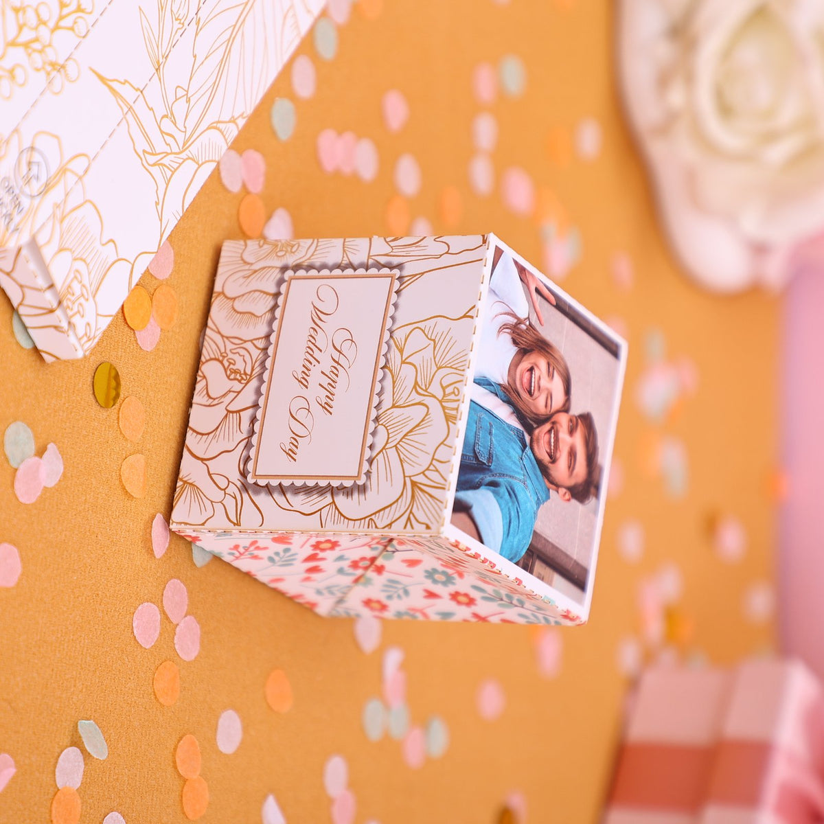 Fresh Flowers Wedding Surprise Card