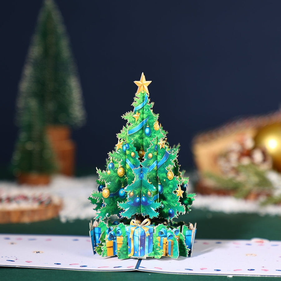 Who to Send Christmas Cards To: The Complete Guide