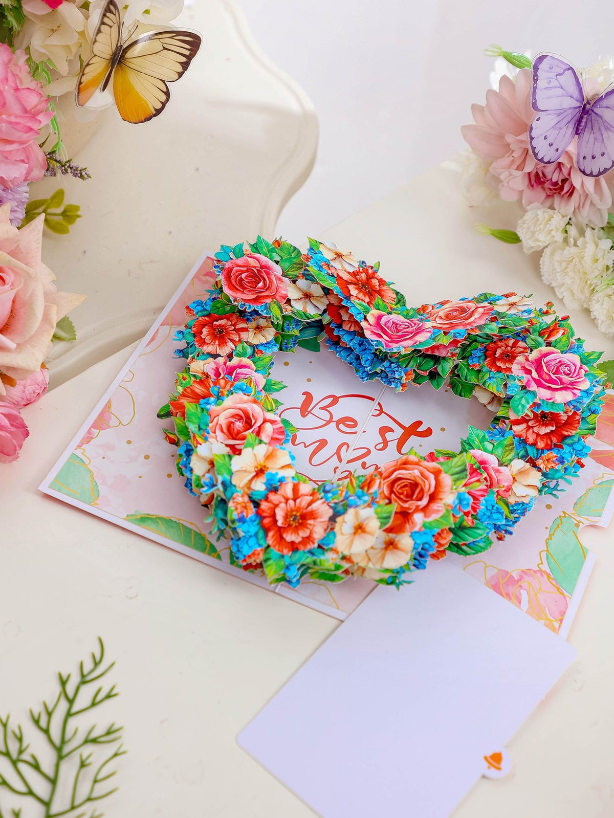 Best Mom Heart Floral Wreath Greeting Card