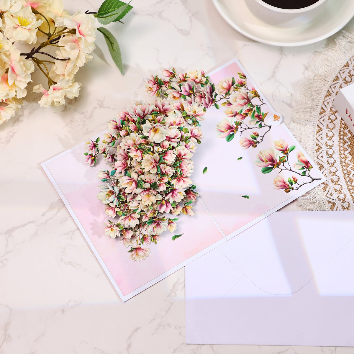 Magnolia Greeting Card