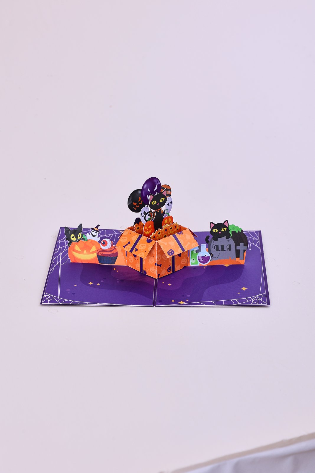 Halloween Gift Box Cat Greeting Card