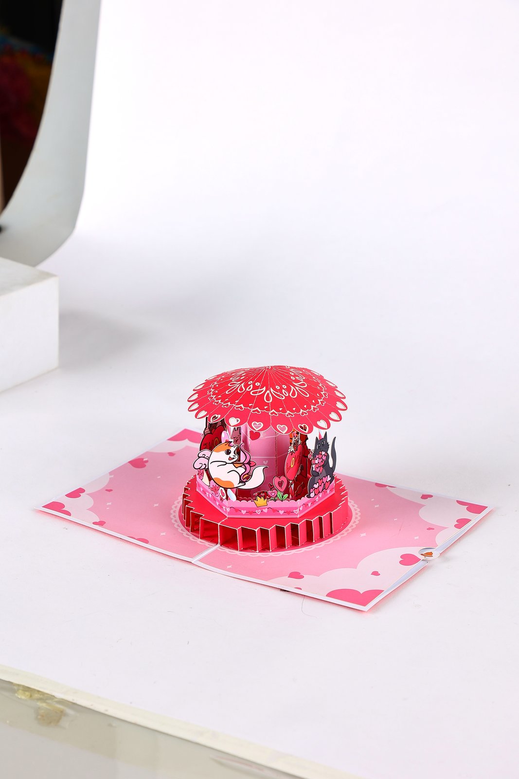 Valentine's Day Spinning Cat 3D Pop Up Card